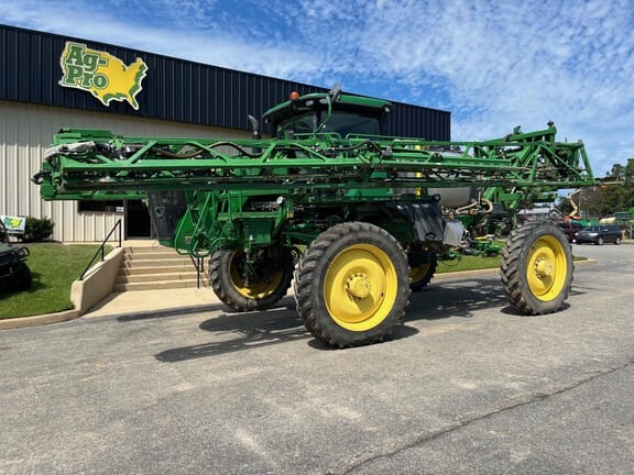 2014 John Deere R4030 Equipment Image0