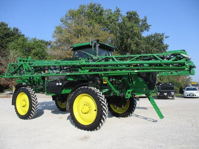 Image of John Deere R4030 equipment image 1