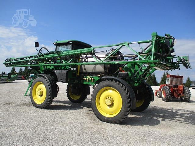 Image of John Deere R4030 equipment image 4