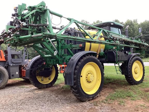 Image of John Deere R4030 equipment image 3