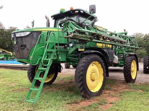 2014 John Deere R4030 Equipment Image0