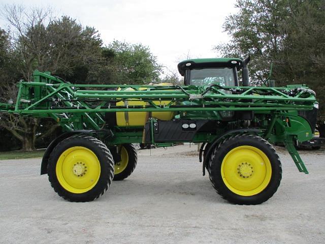 Image of John Deere R4030 equipment image 3