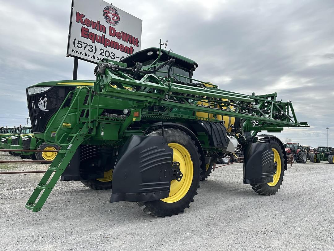 Image of John Deere R4030 Primary image
