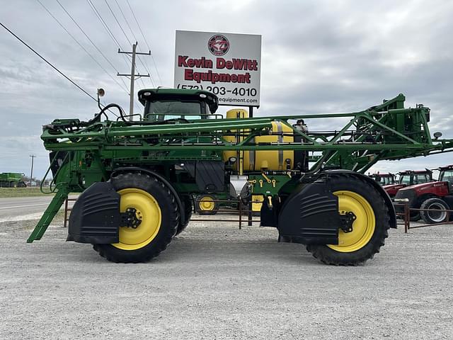 Image of John Deere R4030 equipment image 1