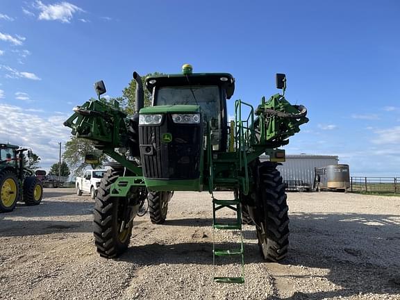 Image of John Deere R4030 equipment image 2