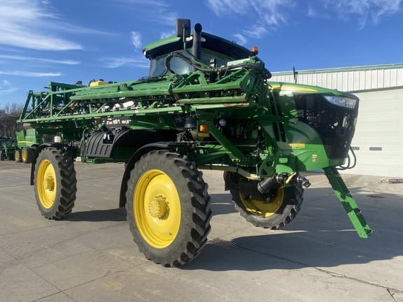 Main image John Deere R4030