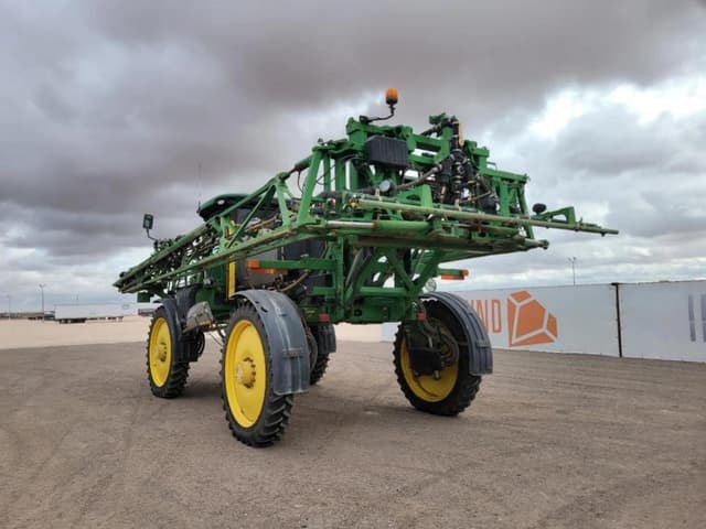 Image of John Deere R4030 equipment image 2