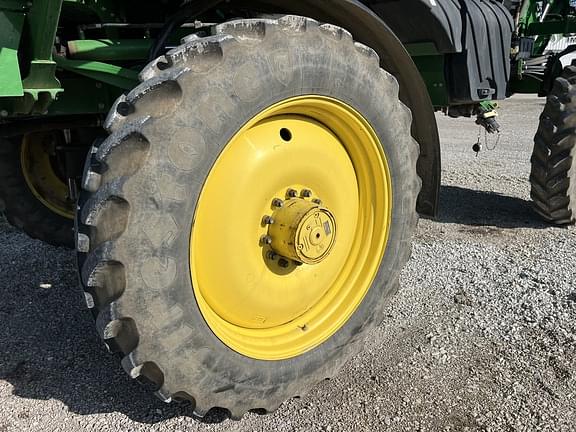 Image of John Deere R4038 equipment image 3