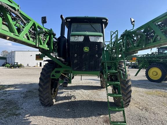 Image of John Deere R4038 equipment image 1