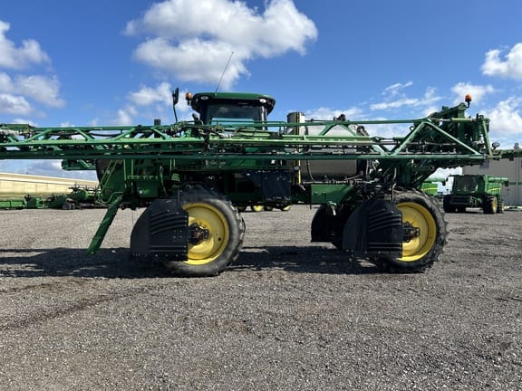 2014 John Deere R4038 Equipment Image0