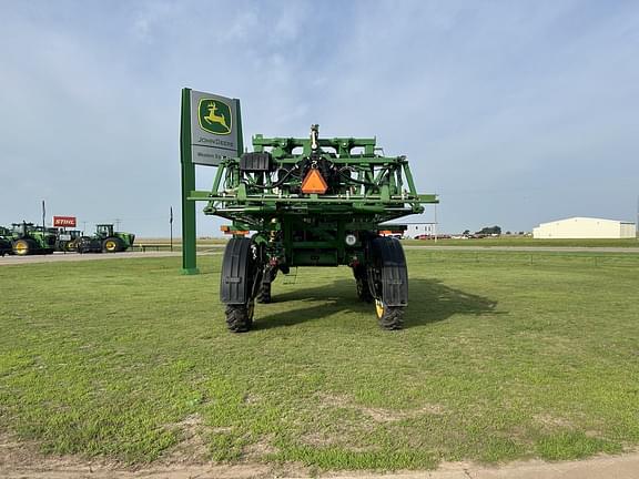 Image of John Deere R4038 equipment image 3