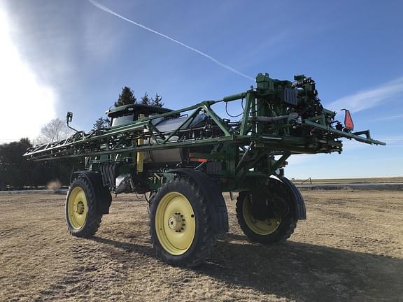Image of John Deere R4038 equipment image 3