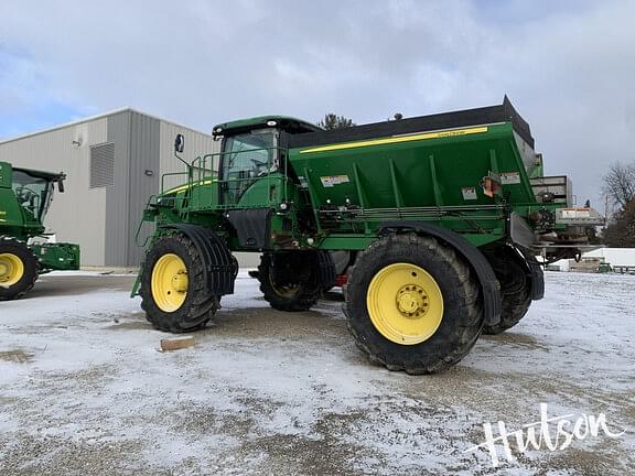 Image of John Deere R4038 equipment image 4