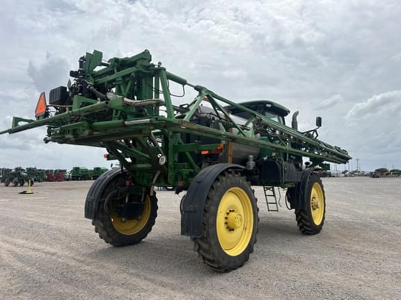 Image of John Deere R4038 equipment image 4