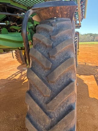 Image of John Deere R4038 equipment image 2