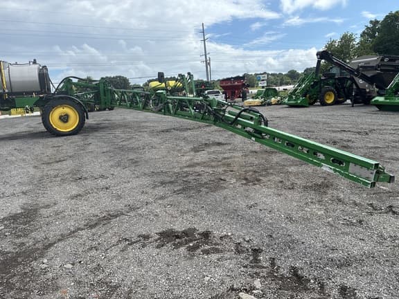 Image of John Deere R4038 equipment image 2