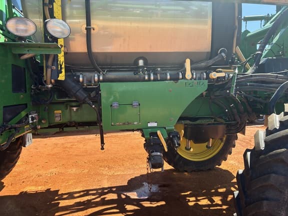 Image of John Deere R4038 equipment image 4