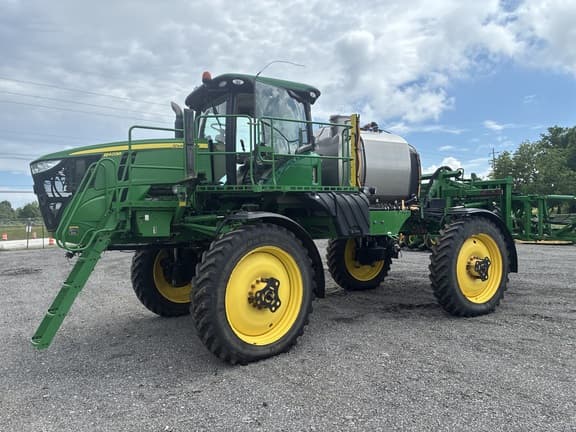 Image of John Deere R4038 equipment image 1