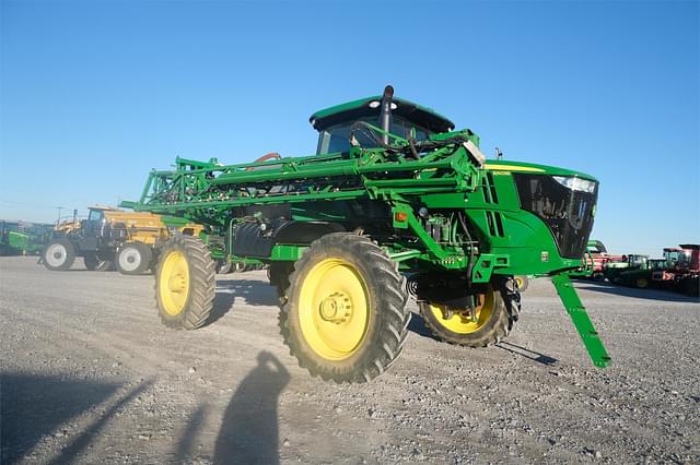 Image of John Deere R4038 equipment image 1