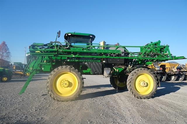 Image of John Deere R4038 equipment image 2