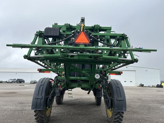 Image of John Deere R4038 equipment image 4
