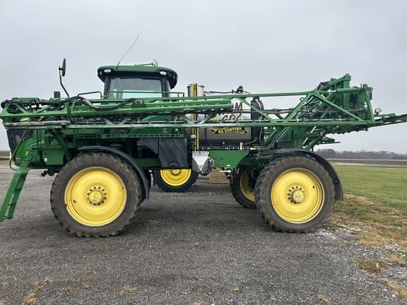 Image of John Deere R4038 equipment image 2