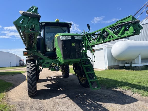 2014 John Deere R4038 Equipment Image0