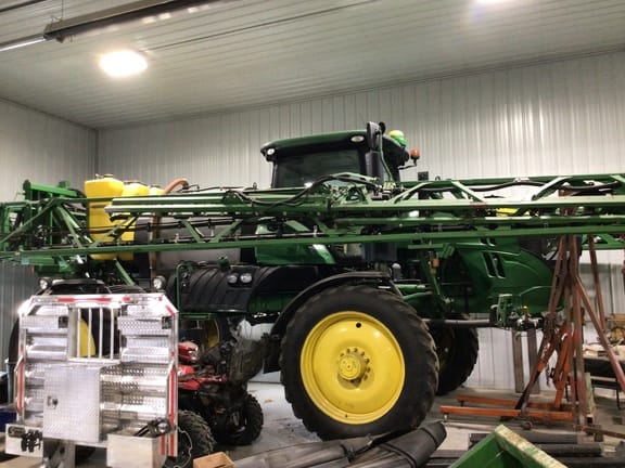Main image John Deere R4038