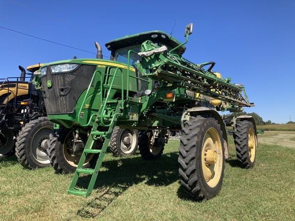 Main image John Deere R4038