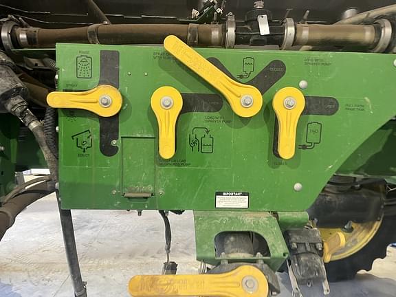 Image of John Deere R4038 equipment image 2