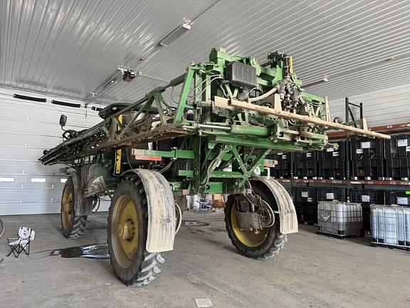 Image of John Deere R4038 equipment image 1