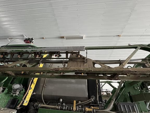 Image of John Deere R4038 equipment image 2