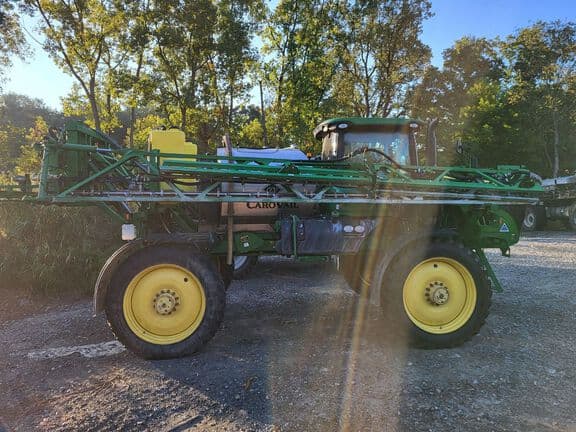 Image of John Deere R4038 equipment image 4