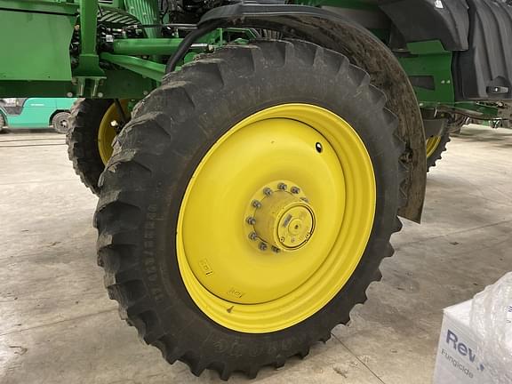 Image of John Deere R4038 equipment image 3