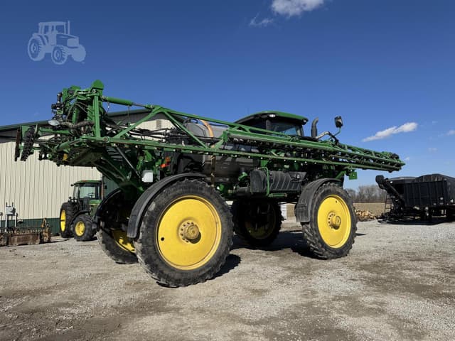 Image of John Deere R4038 equipment image 2