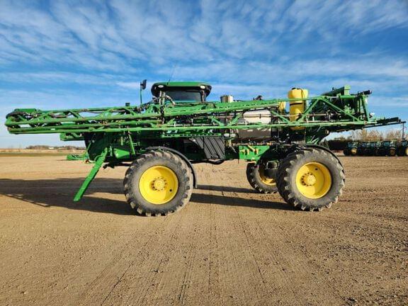 Image of John Deere R4038 equipment image 1