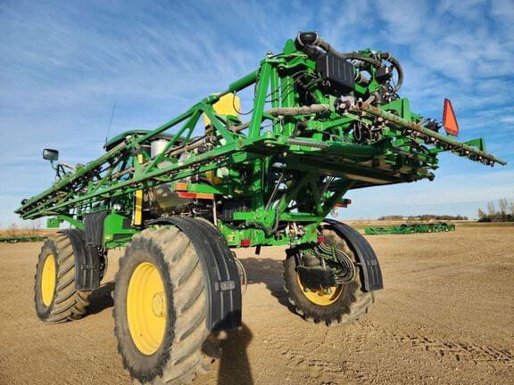 Image of John Deere R4038 equipment image 2