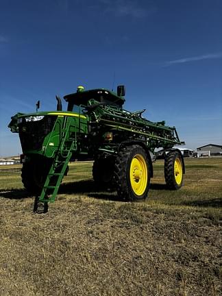 Image of John Deere R4038 equipment image 1