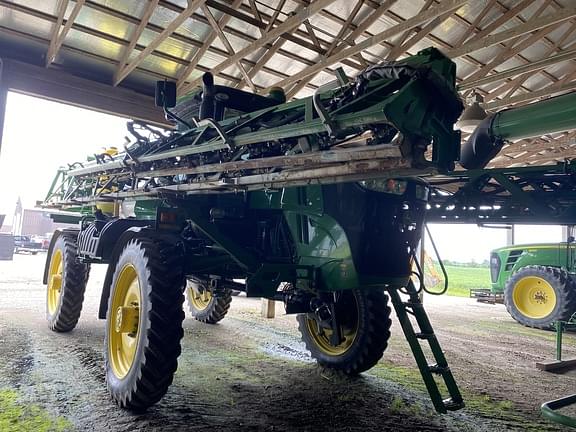 Image of John Deere R4038 equipment image 4