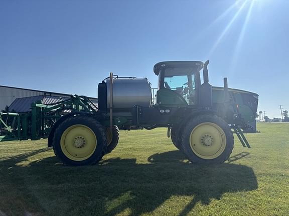 Image of John Deere R4038 equipment image 4