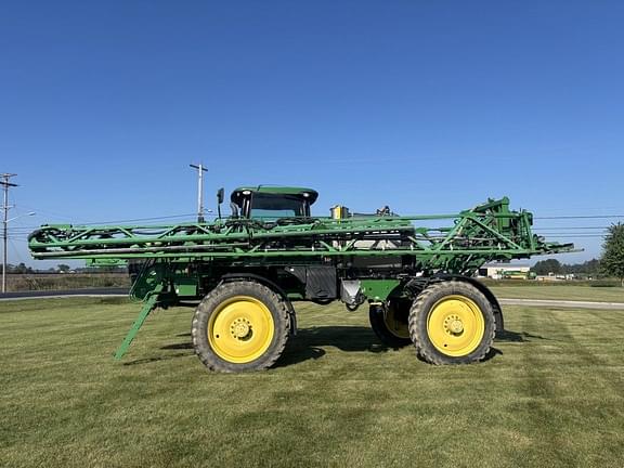 Image of John Deere R4038 equipment image 3