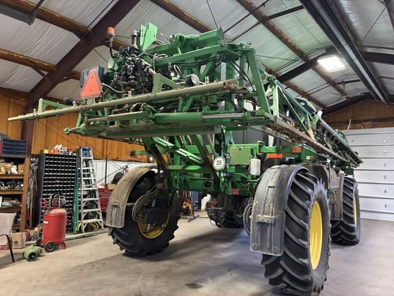 Image of John Deere R4038 equipment image 2