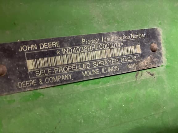 Image of John Deere R4038 equipment image 2