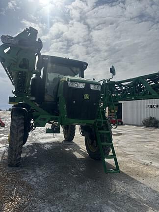 Image of John Deere R4038 equipment image 4