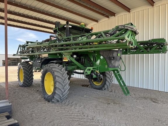 2014 John Deere R4038 Equipment Image0