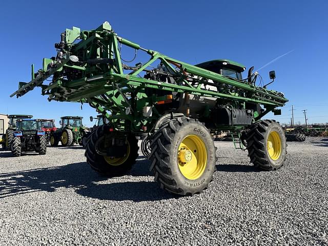 Image of John Deere R4038 equipment image 4