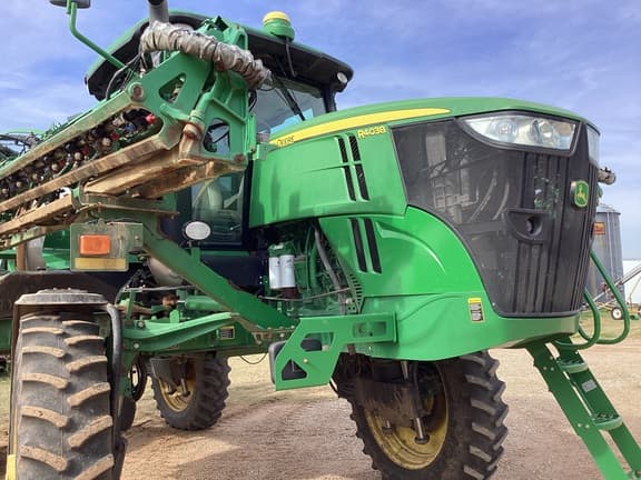 Image of John Deere R4038 equipment image 2