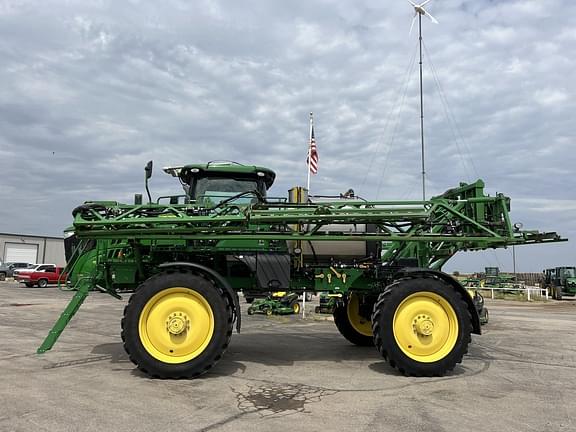 Image of John Deere R4038 equipment image 2