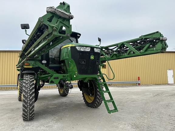 Image of John Deere R4038 equipment image 1