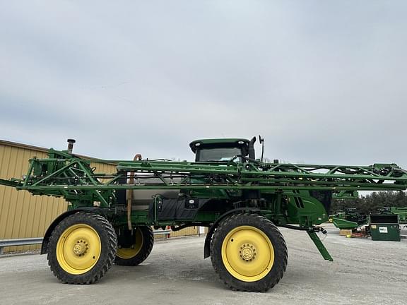 Image of John Deere R4038 equipment image 2